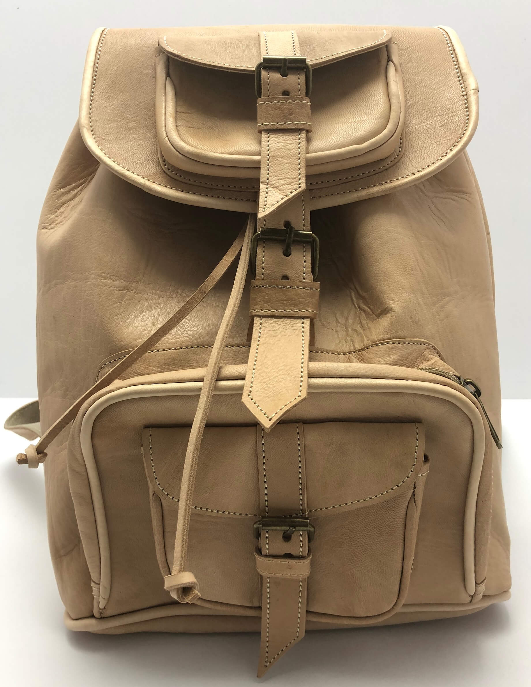 Kožený batoh velbloudí MagBag 10 L