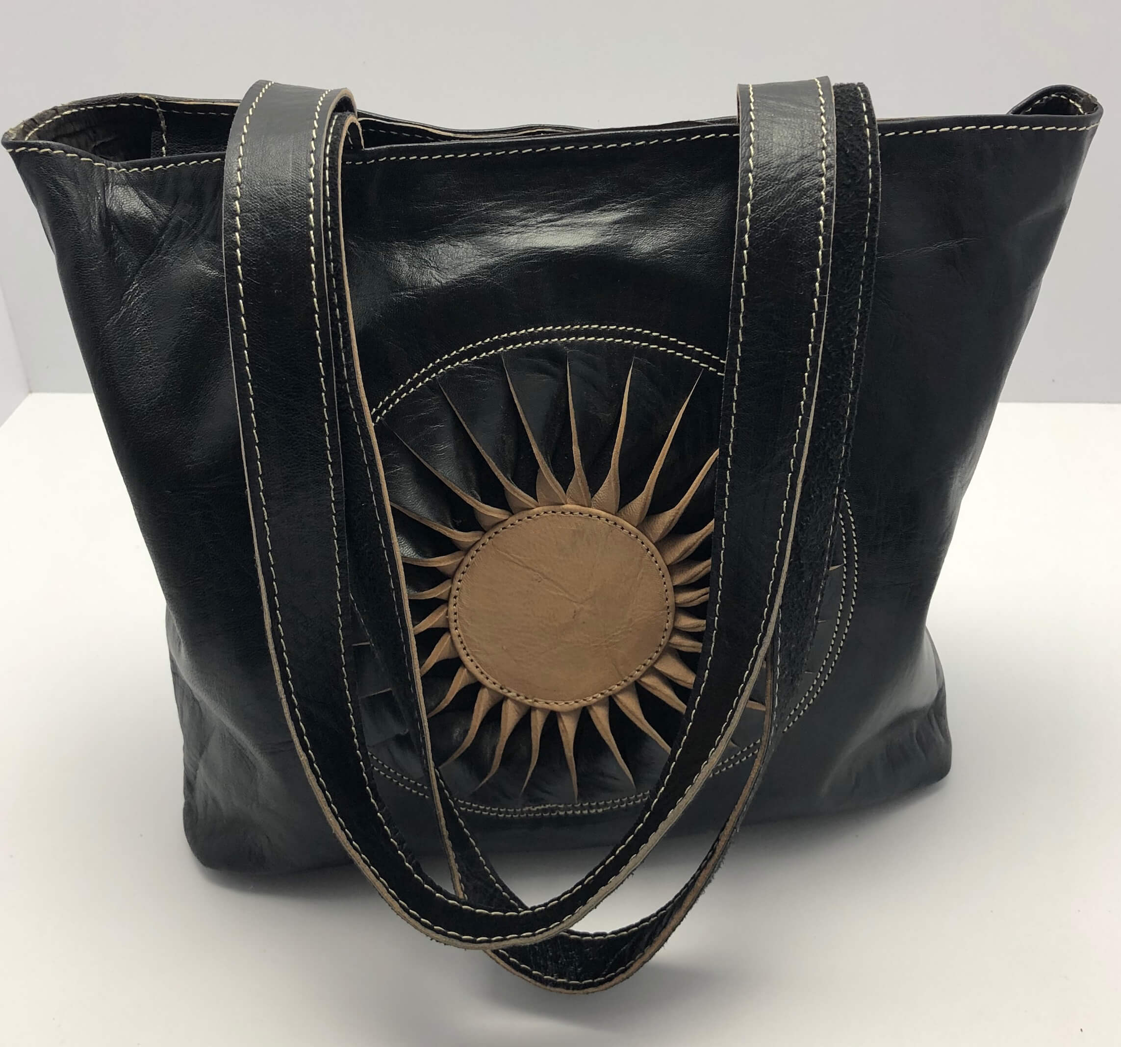 Dámská kožená kabelka sluníčko černá