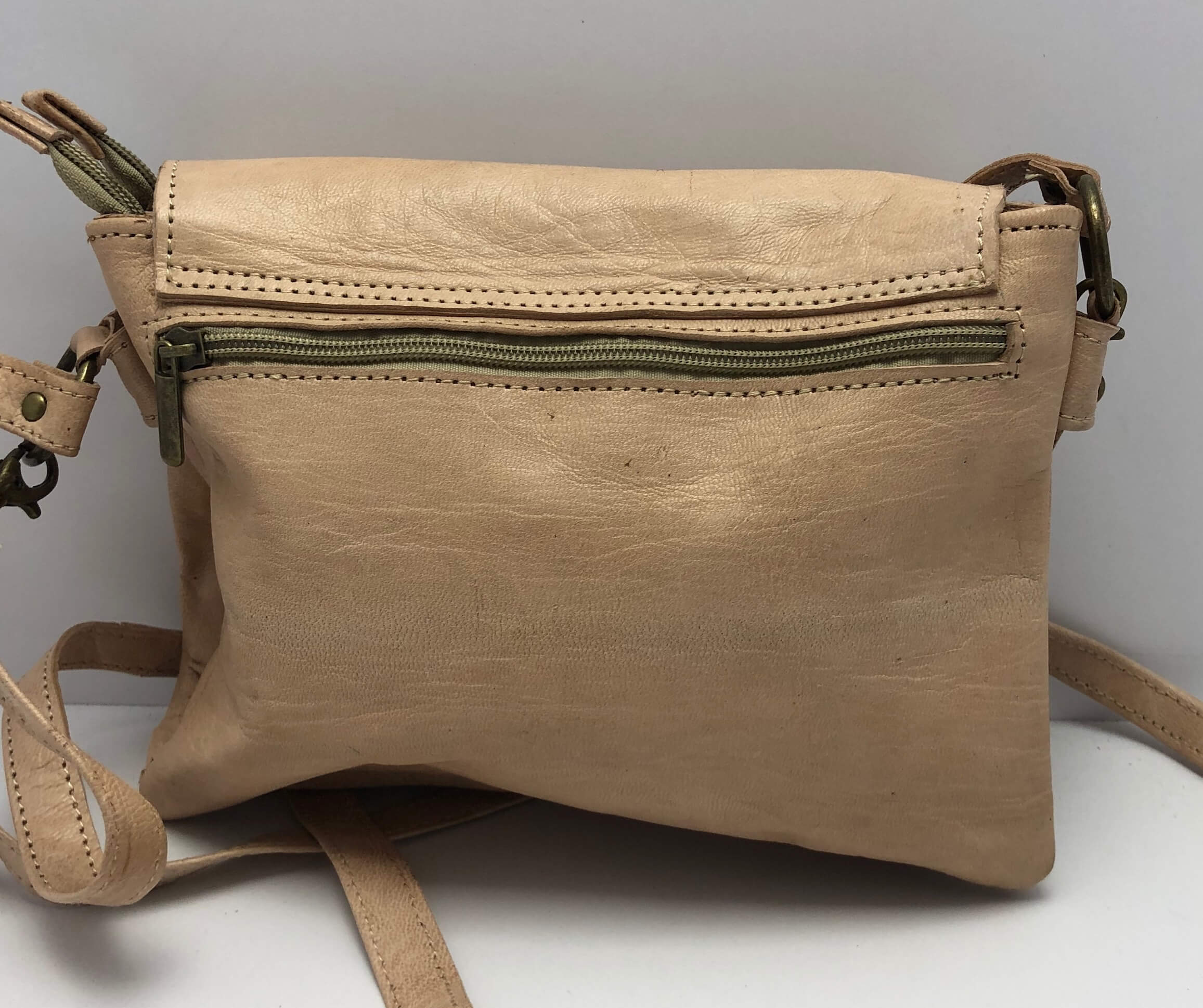 Kožená kabelka velbloudí