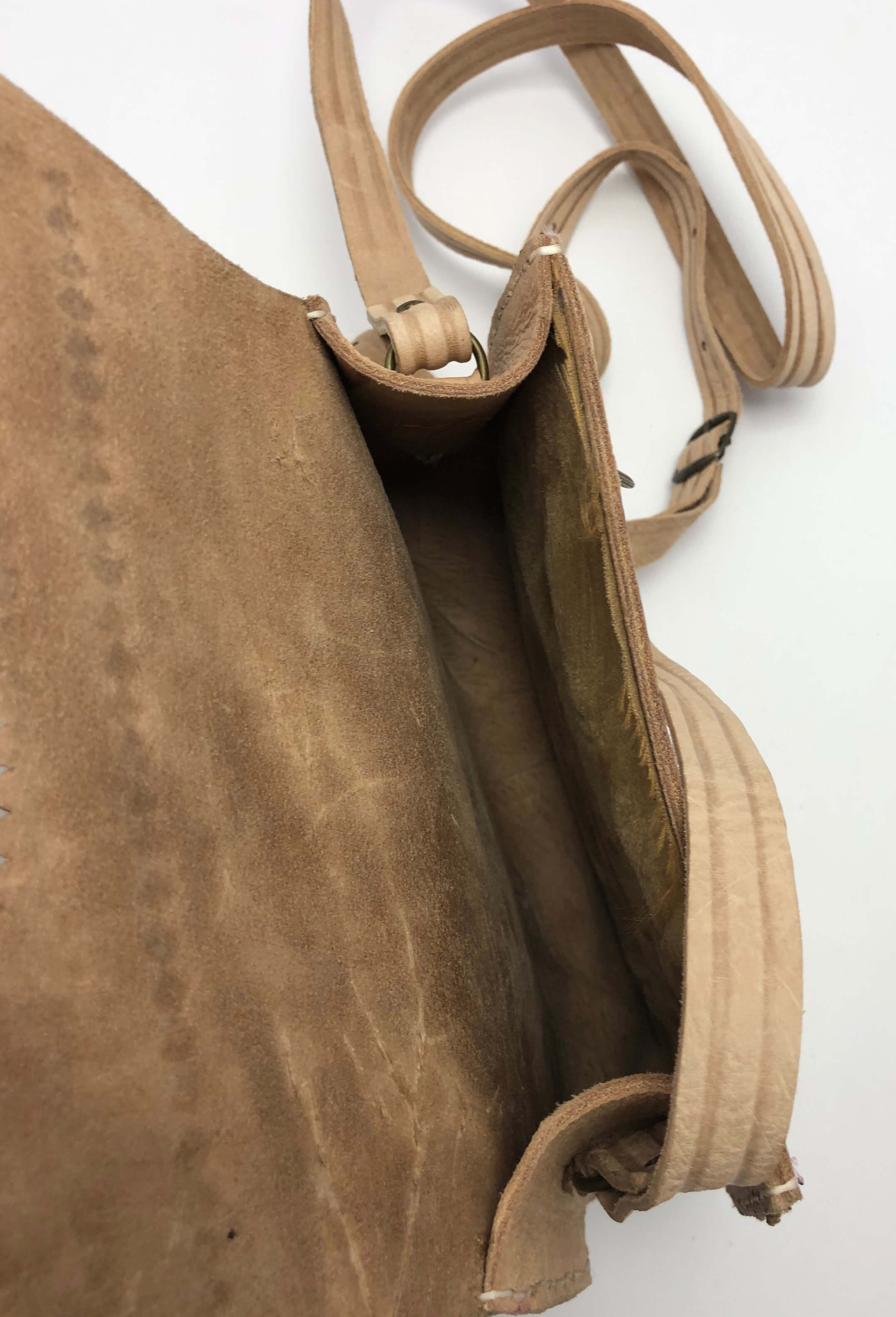 Kožená kabelka velbloudí