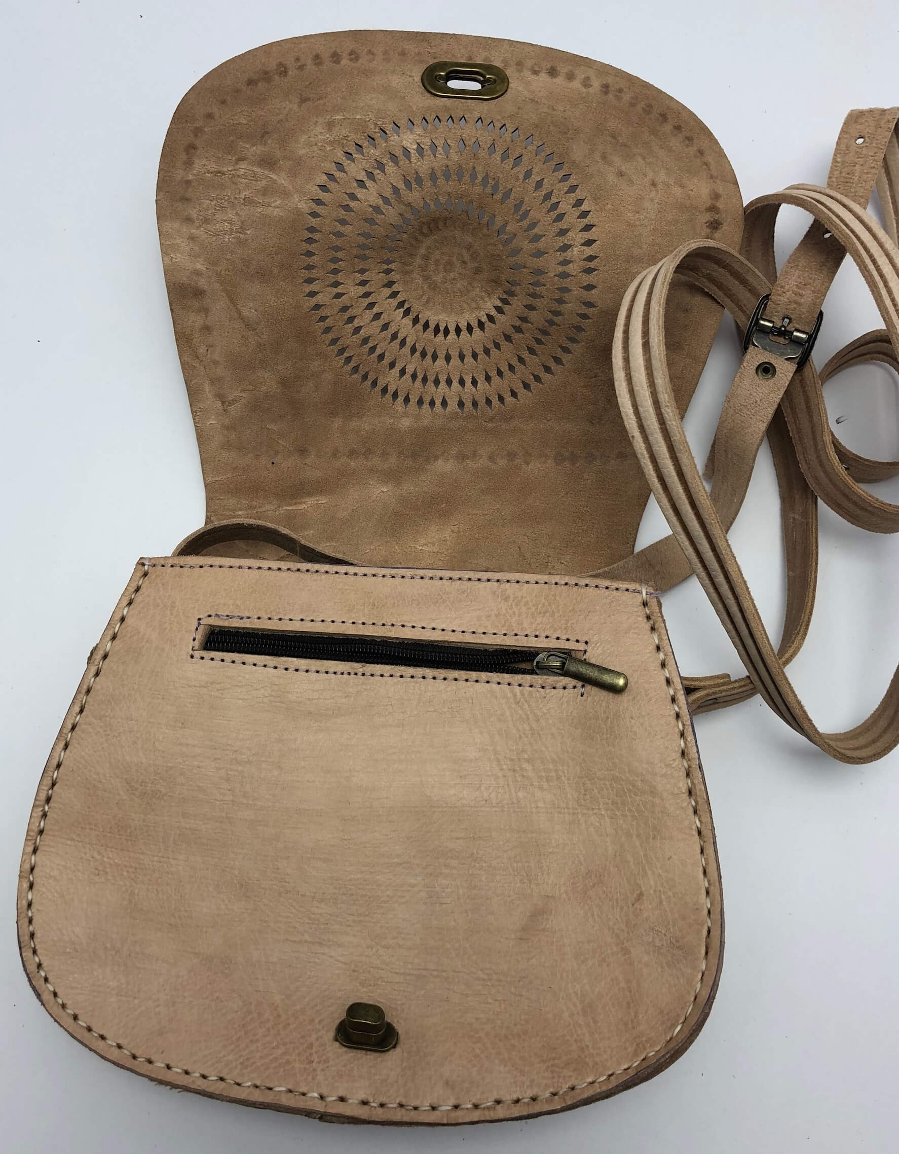 Kožená kabelka velbloudí