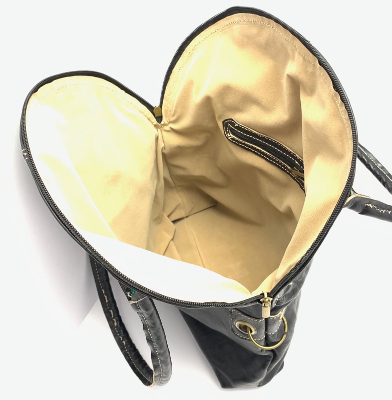 Kožená kabelka půloblouk černá