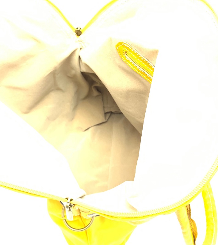 Kožená kabelka půloblouk žlutá