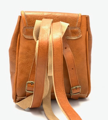  Kožený batůžek přírodní 1,8 L | MagBag.cz