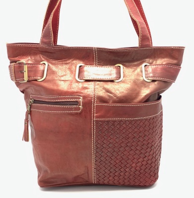 Dámská kožená kabelka s ozdobným páskem bordo MagBag