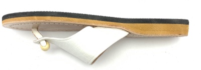 Dámské kožené pantofle s korálkem bílé MagBag