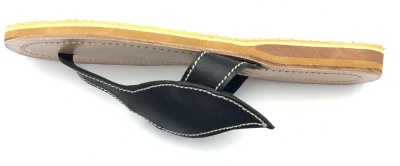 Dámské kožené pantofle s lístkem černé MagBag