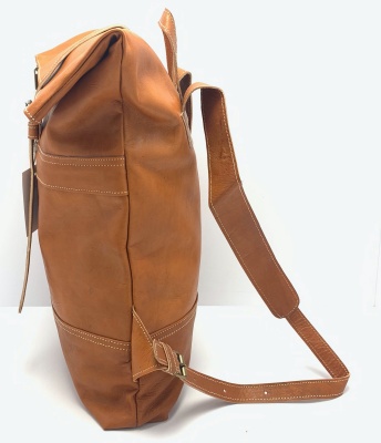 Kožený batoh úzký pásek střední přírodní