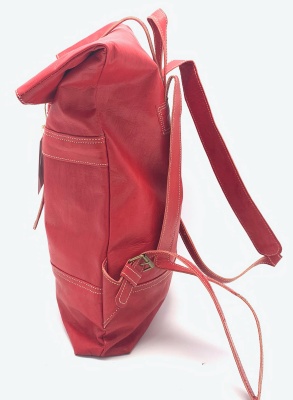 Kožený batoh úzký pásek malý červený
